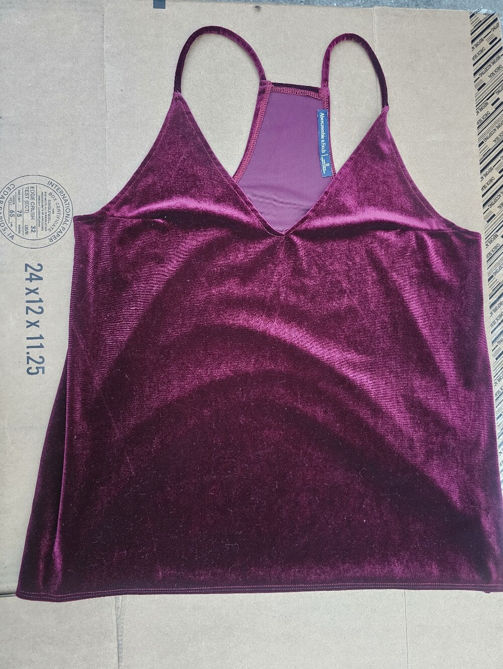 Abercrombie & Fitch velvet racerback camisole top In Burgungundy/wine Size S
